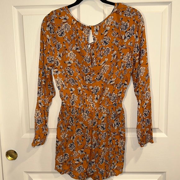 Aeropostale women’s lace up tassel romper jumpsuit - Picture 2 of 5